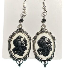 ✨3 for $15✨ Crow Gothic Dangle Earrings